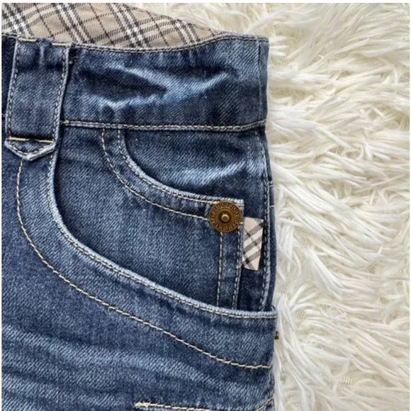 Authentic Burberry denim shorts size 38 - Picture 7 of 11